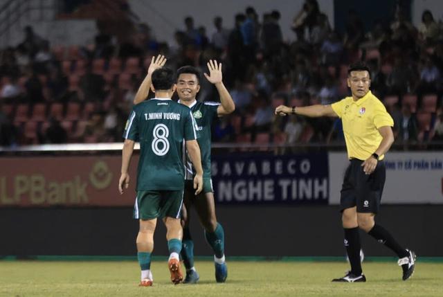 Minh Vương tỏa sáng, Trường Tươi Đồng Nai thắng đậm Quảng Ninh: Lại cho Bắc Ninh ‘hít khói’- Ảnh 1.