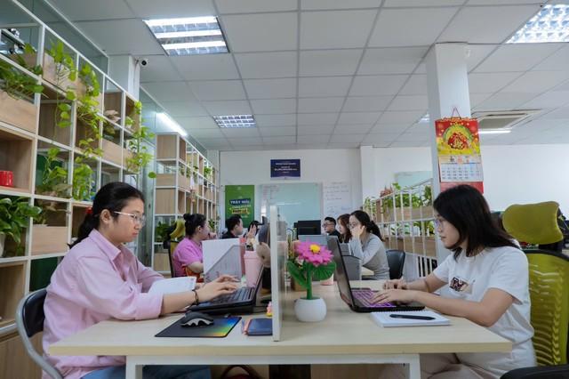Hội chứng 'đồng nghiệp thoáng qua' là gì và vì sao người trẻ hay nghỉ việc? - Ảnh 1.