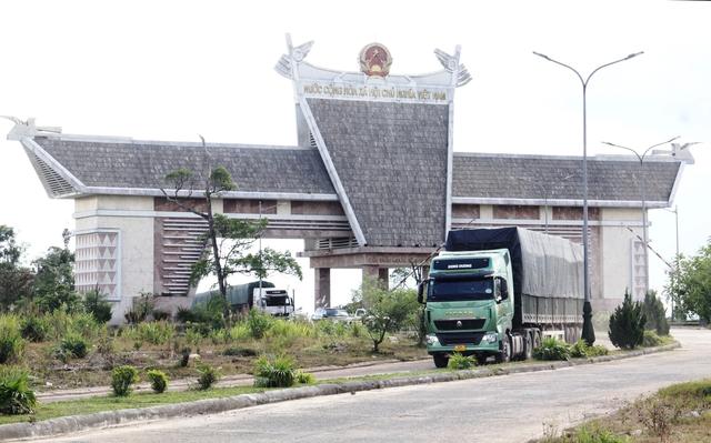 Đưa cửa khẩu quốc tế Nam Giang thành trung tâm logistics vùng biên- Ảnh 1.