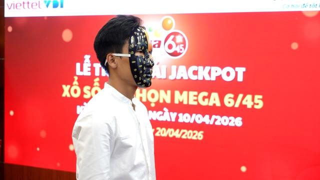 Gen Z trúng gần 80 tỉ Vietlott gửi tiết kiệm ngân hàng - Ảnh 1.