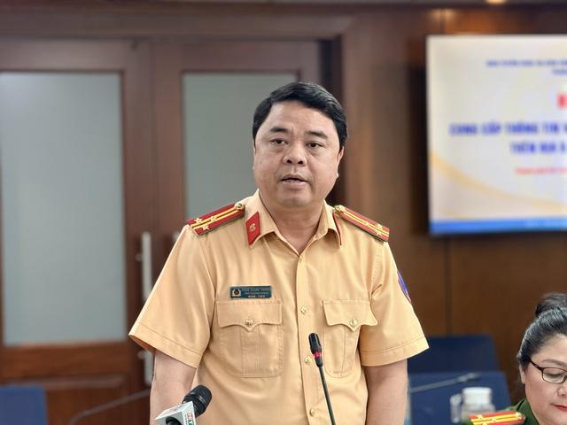 Thượng tá Phạm Quang Trưởng, Phó trưởng phòng CSGT Công an TP.HCM thông tin về bảo đảm an toàn giao thông dịp lễ 30.4 - 1.5 - Ảnh 1.