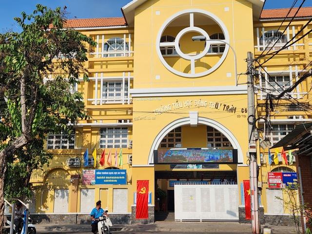 TP.HCM: Số ca nghi ngộ độc thực phẩm Trường tiểu học Đặng Thùy Trâm tăng lên 46- Ảnh 1.