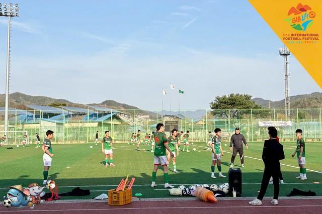 Bầu Đức hạnh phúc, giấc mơ trở thành hiện thực với Festival quốc tế U.14 Gia Lai- Ảnh 2.