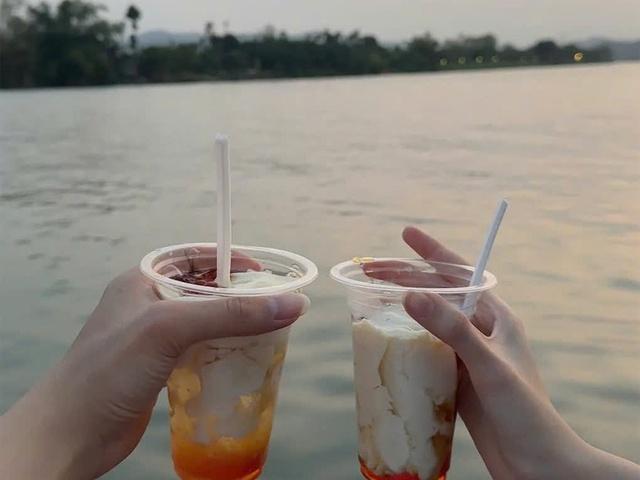 Đến Huế, lên chùa Thiên Mụ, ăn…đậu hũ - Ảnh 3.