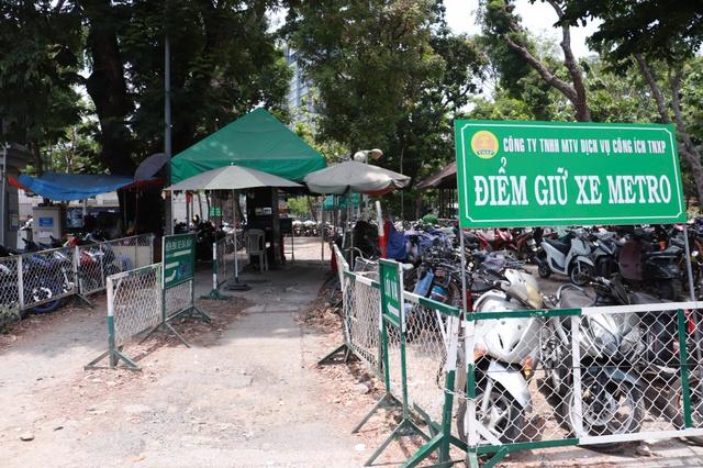 Lễ 30.4 xem pháo hoa: Gửi xe ở đâu để tránh bị 'hét giá'? - Ảnh 5.