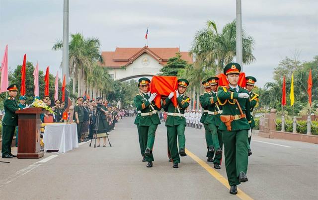 Đi tìm những người hùng chưa trở về: Đưa các anh về từ đất bạn Lào - Ảnh 1.