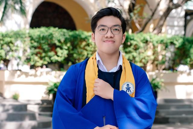 Thí sinh thi đánh giá năng lực đợt 2 đông kỷ lục, nên ôn luyện ra sao? - Ảnh 2.