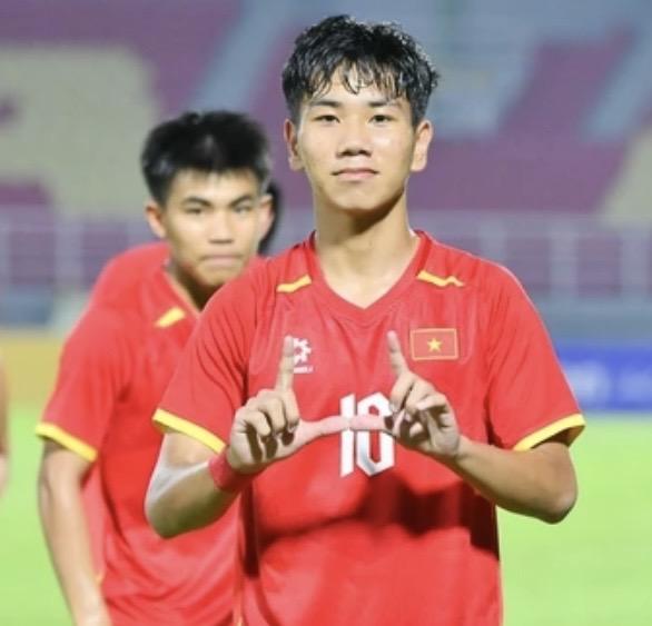 Người hùng Nguyễn Lực và thủ môn Xuân Hòa được AFF vinh danh đặc biệt, U.17 thắng lớn các mặt trận- Ảnh 1.