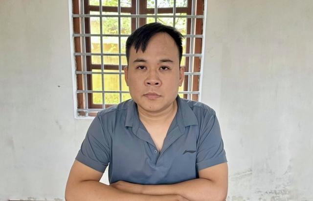 Công an Hưng Yên bắt người hỗ trợ nạp hơn 2 tỉ đồng/ngày cho ‘con bạc’ - Ảnh 1.