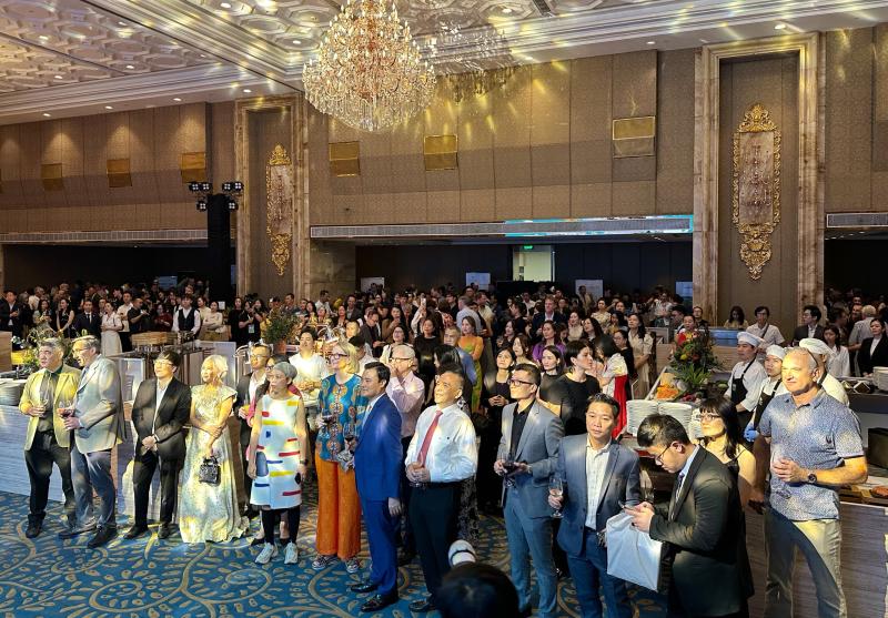 Hương vị Úc 2026 tại TP.HCM: Món ngon từ cô gái Việt đầu tiên đạt sao Michelin - Ảnh 1.