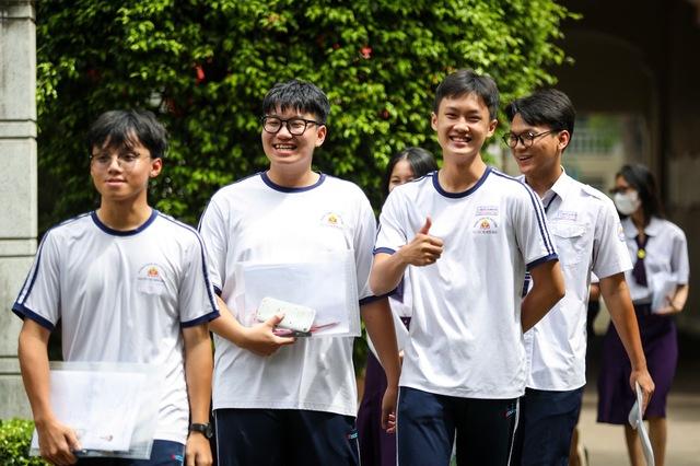 Đăng ký thi tốt nghiệp THPT 2026: Ngoài toán và văn, thí sinh nên chọn môn nào? - Ảnh 1.