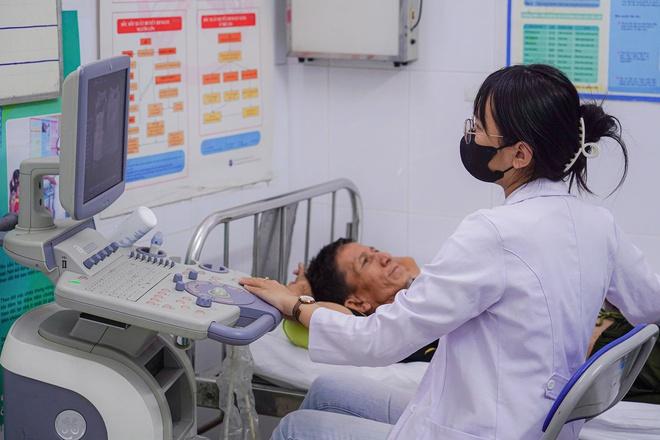 TP.HCM khám sức khỏe gần 30.000 người, phát hiện hơn 19.000 người có bệnh- Ảnh 3.