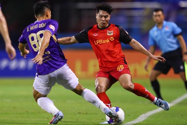 Bảng xếp hạng V-League mới nhất: CLB Hà Nội áp sát tốp 3, HAGL tiến gần ngưỡng trụ hạng- Ảnh 1.