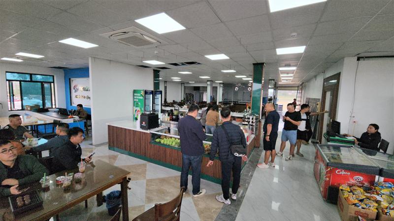 Khẩn cấp hoàn thành trạm dừng nghỉ trước lễ- Ảnh 2.