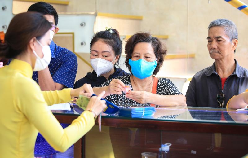Rủi ro mua vàng trước lễ 'chờ thời'- Ảnh 2.
