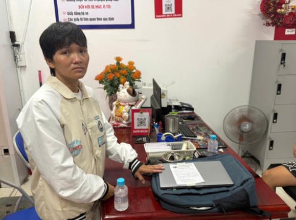 TP.HCM: Nữ giúp việc cắt điện, tắt camera trộm 20 laptop công ty mang đi cầm - Ảnh 1.