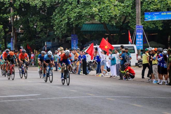 Hơn 260 cua rơ tranh tài tại Thành cổ Quảng Trị, lan tỏa thông điệp hòa bình- Ảnh 14.