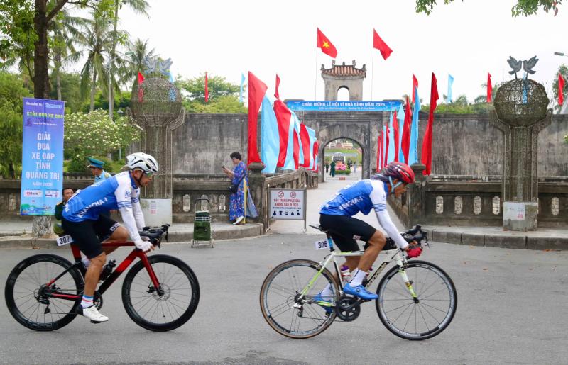 Hơn 260 cua rơ tranh tài tại Thành cổ Quảng Trị, lan tỏa thông điệp hòa bình- Ảnh 22.