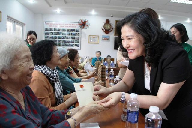 Quà của Tổng Bí thư, Chủ tịch nước Tô Lâm đến với người có công- Ảnh 1.