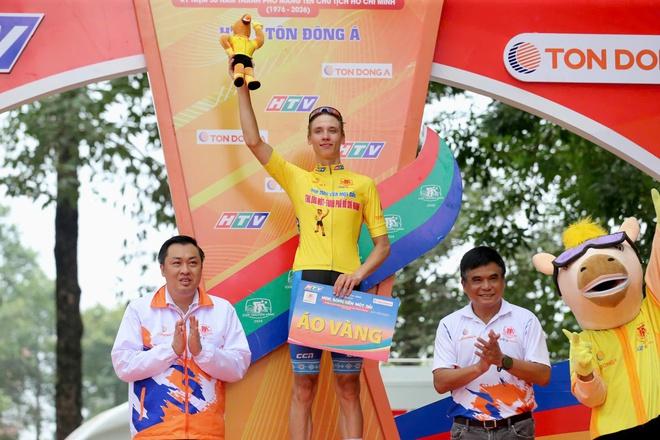 Tay đua Thụy Sĩ solo ấn tượng, giành chiến thắng chặng Cúp xe đạp truyền hình- Ảnh 2.