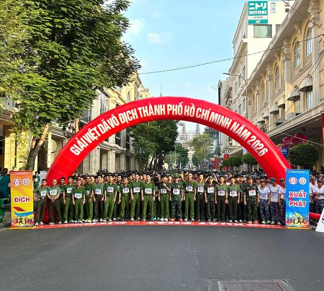 Sôi nổi giải việt dã vô địch TP.HCM 2026, hưởng ứng Đại hội TDTT lớn của thành phố- Ảnh 3.