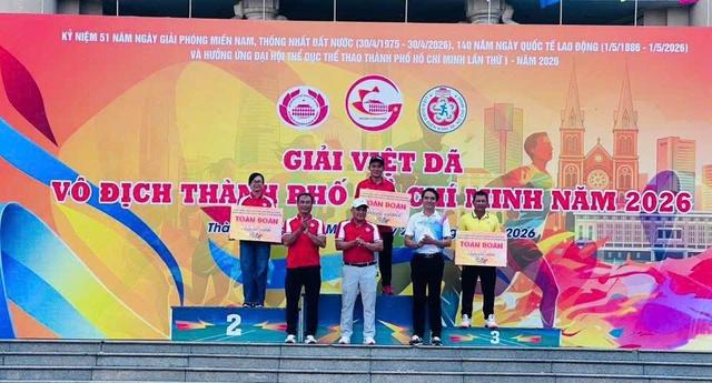 Sôi nổi giải việt dã vô địch TP.HCM 2026, hưởng ứng Đại hội TDTT lớn của thành phố- Ảnh 7.
