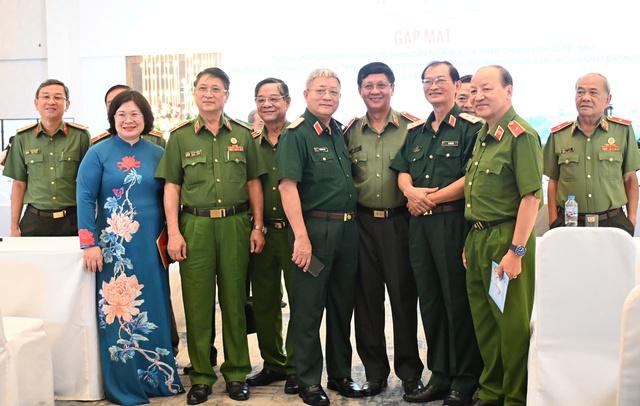 TP.HCM gặp tướng lĩnh, nhân chứng lịch sử dịp kỷ niệm 51 năm đất nước thống nhất- Ảnh 4.