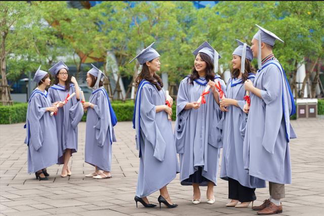 Hé lộ ‘danh hiệu’ bằng cấp mà các nhà tuyển dụng quốc tế luôn săn tìm - Ảnh 1.