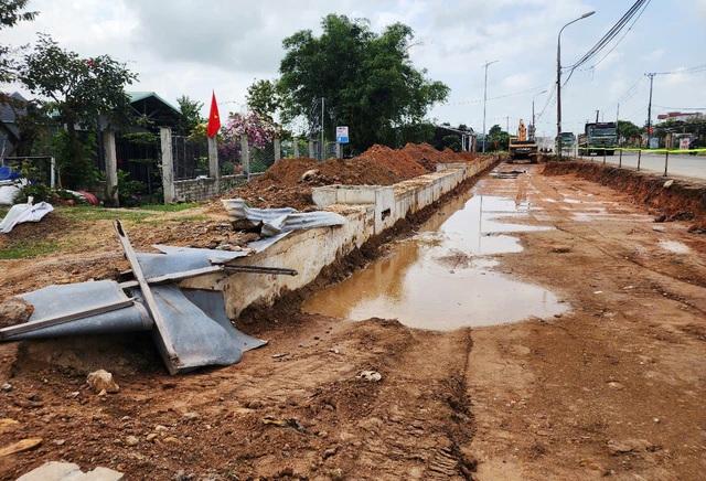 Đà Nẵng siết quản lý nhà thầu sau hàng loạt công trình ì ạch- Ảnh 1.