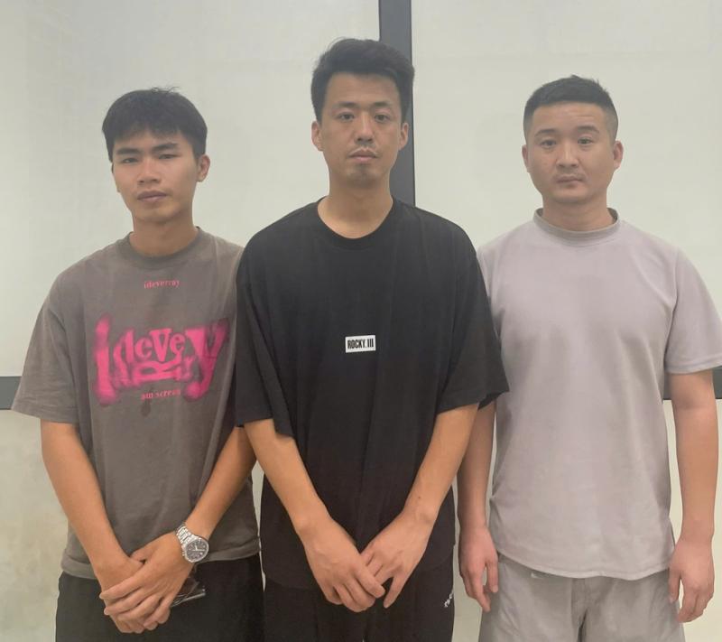 Dàn cảnh đòi nợ, bắt giữ người nước ngoài rồi cướp tài sản ở Đà Nẵng- Ảnh 1.