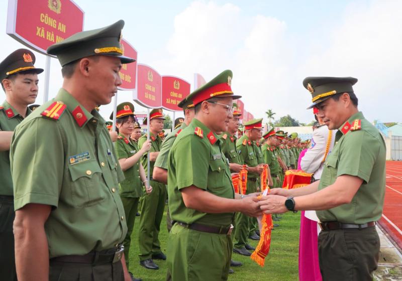 Gần 1.600 chiến sĩ Công an thành phố Đà Nẵng tranh tài tại hội thao Khỏe vì an ninh Tổ quốc - Ảnh 5.