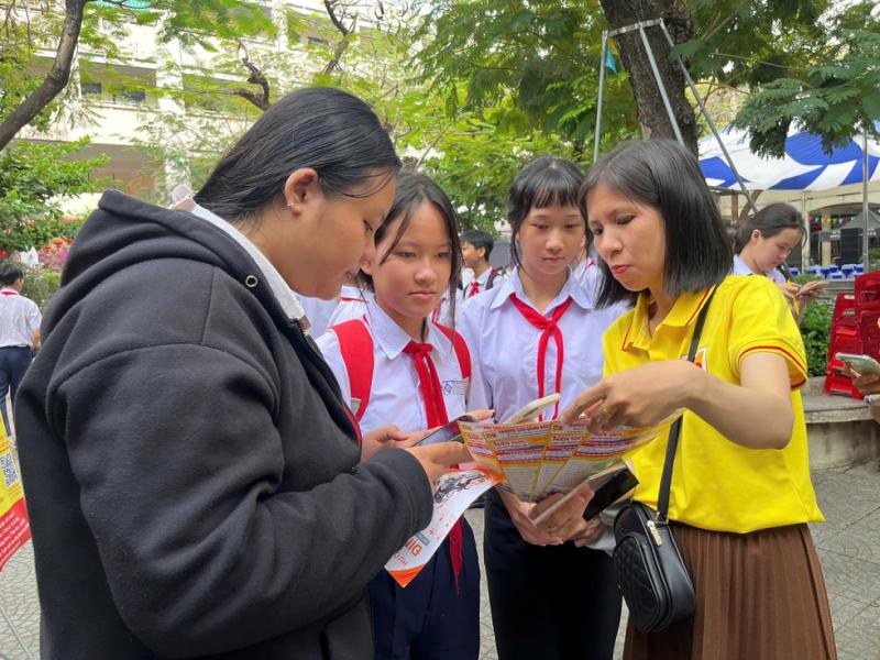 Đà Nẵng: Hướng nghiệp từ sớm, mở sinh kế mới cho lao động sau 'dẹp' vỉa hè- Ảnh 1.