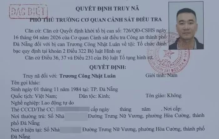 Truy nã 'ông trùm' cầm đầu đường dây cá độ bóng đá hơn 350 tỉ đồng- Ảnh 1.
