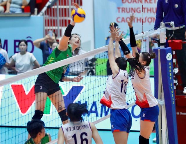 CLB VTV Bình Điền Long An vào chung kết Cúp bóng chuyền VTV9 - Bình Điền 2026- Ảnh 3.