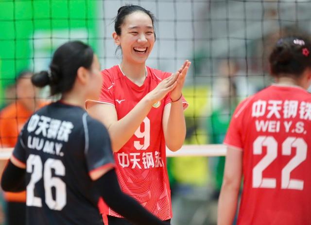 CLB Giang Tô lần thứ ba vô địch Cúp bóng chuyền VTV9 - Bình Điền 2026- Ảnh 3.