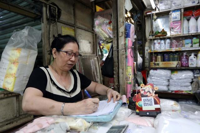 Hộ kinh doanh có doanh thu dưới 3 tỉ đồng nên chọn phương pháp nộp thuế nào?- Ảnh 1.