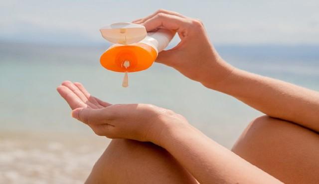Đừng trách nắng, hãy trách mình vì thoa kem chống nắng hằng ngày da vẫn bánh mật - Ảnh 2.