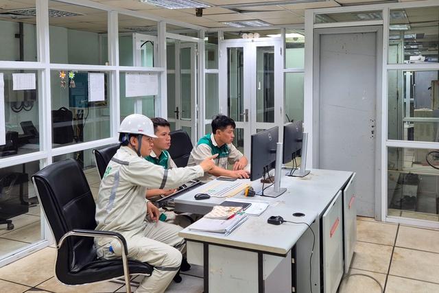 E100 Dung Quất trở lại, tăng tốc cho lộ trình xăng E10 - Ảnh 2.