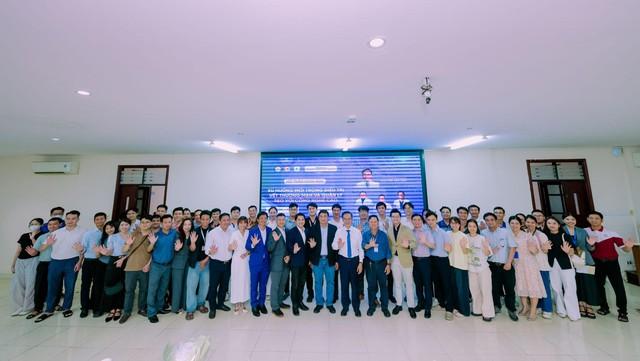 Hội thảo cập nhật xu hướng điều trị vết thương và tạo hình thẩm mỹ hiện đại - Ảnh 2.
