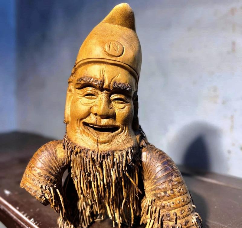 Nghệ nhân 'răng sún' khiến du khách mê mẩn vì tài bắt gốc tre… biết cười - Ảnh 8.