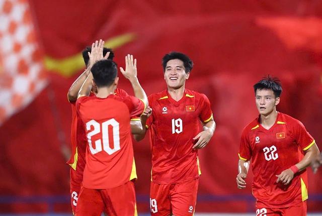 U.23 Việt Nam dốc sức cho ASIAD 20- Ảnh 1.