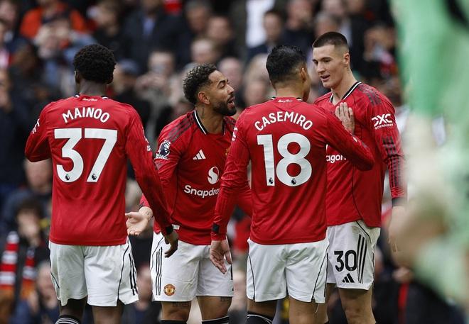 M.U thắng nghẹt thở Liverpool ở trận đấu hay kinh khủng, chính thức có vé dự Champions League- Ảnh 3.