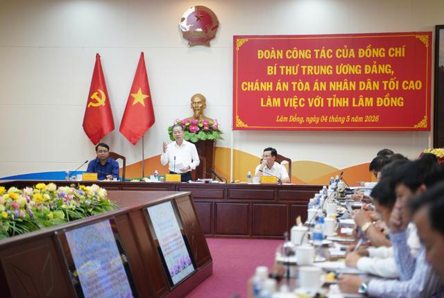 Chánh án TAND tối cao Nguyễn Văn Quảng làm việc tại Lâm Đồng - Ảnh 2.