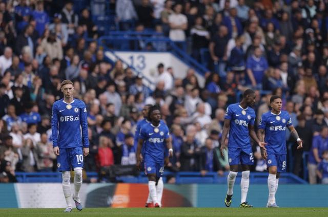 Cầu thủ 18 tuổi chấn thương kinh hoàng trận ra mắt, Chelsea 'thua thảm' trên sân nhà- Ảnh 3.