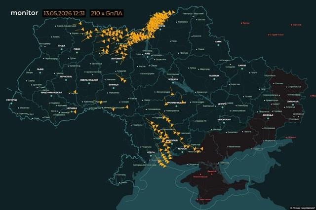Chiến sự Ukraine ngày 1.540: Nga bất ngờ tập kích ồ ạt vào ban ngày - Ảnh 1.