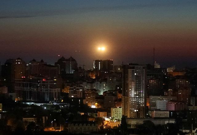 Chiến sự Ukraine ngày 1.539: Giao tranh khôi phục, Nga tuyên bố sắp đến hồi kết - Ảnh 1.
