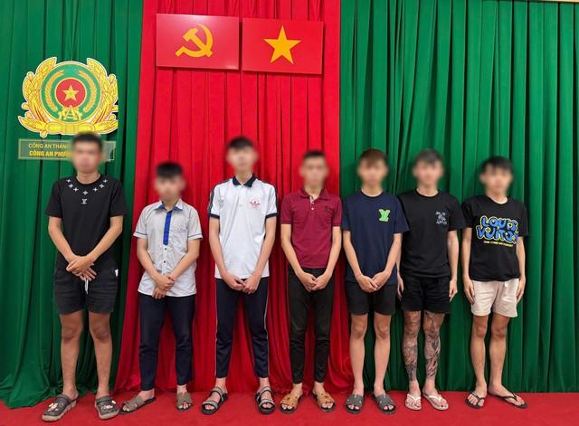 Đồng Nai: Bắt ‘nóng’ nhóm thanh niên đánh nhau trên đường phố- Ảnh 3.