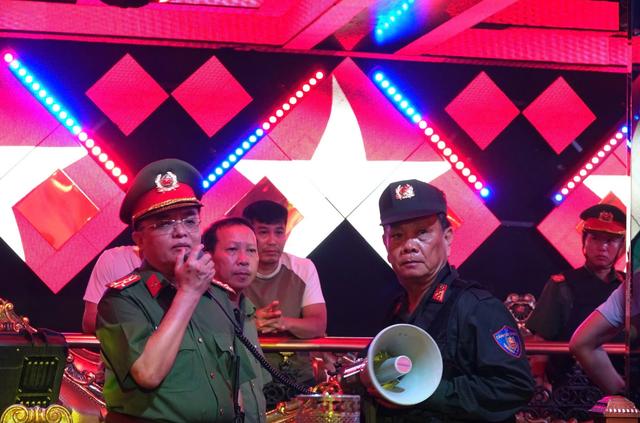 Vụ án ma túy ở quán bar Paris Night Phan Thiết, 33 bị cáo hầu tòa - Ảnh 3.