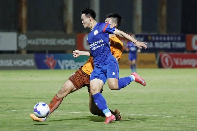 Lịch thi đấu gay cấn mới nhất hôm nay: Nảy lửa cuộc đua trụ hạng- Ảnh 1.