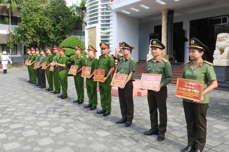 Thiếu tướng Nguyễn Hữu Hợp: Mạnh tay với tội phạm, giữ vững an ninh mùa lễ hội- Ảnh 5.